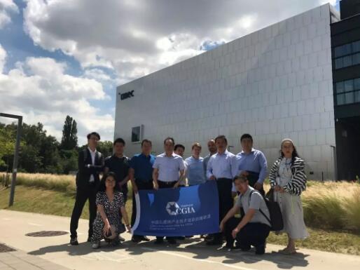 中国石墨烯产业技术创新战略联盟产业代表团访问比利时微电子中心